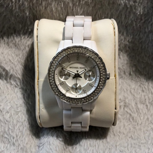 Michael Kors Watch - Picture 2 of 2